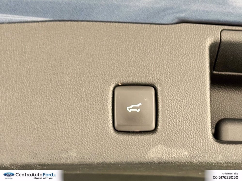 Ford Kuga usata a Roma (12)