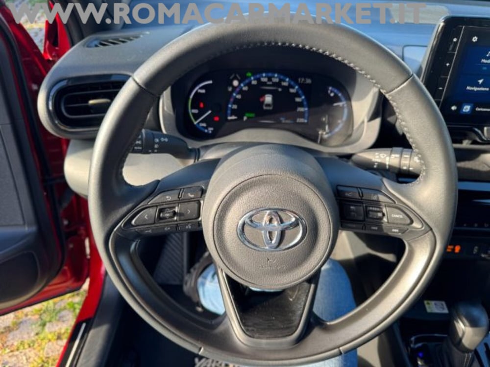 Toyota Yaris Cross usata a Roma (14)