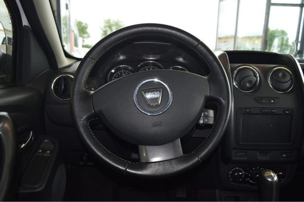 Dacia Duster usata a Verona (12)