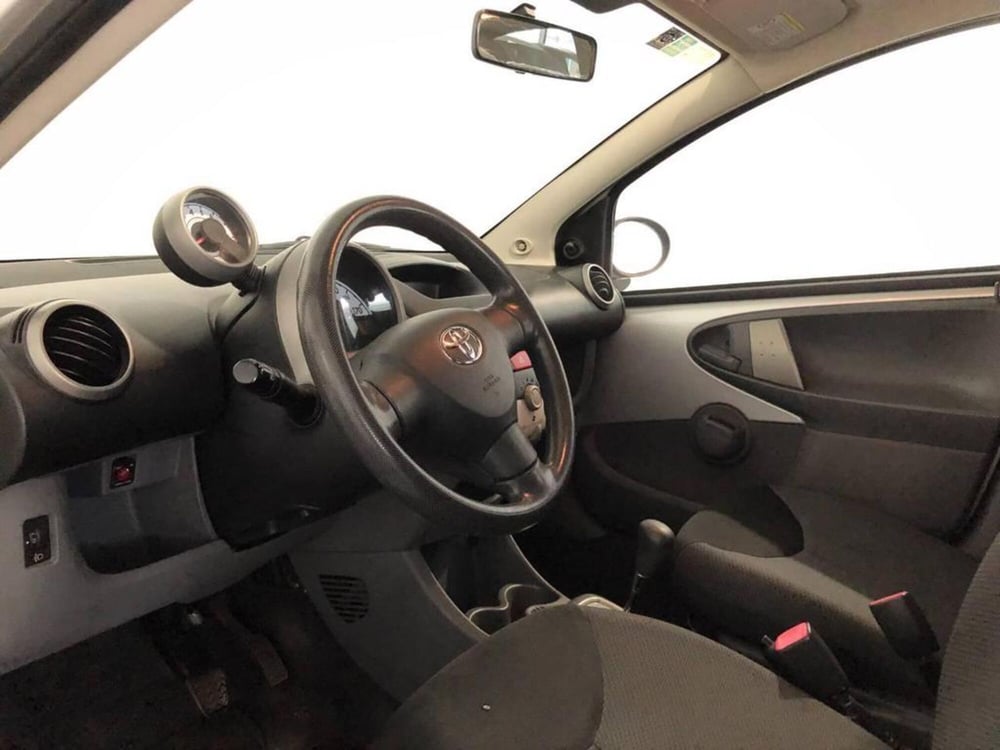 Toyota Aygo usata a Torino (10)