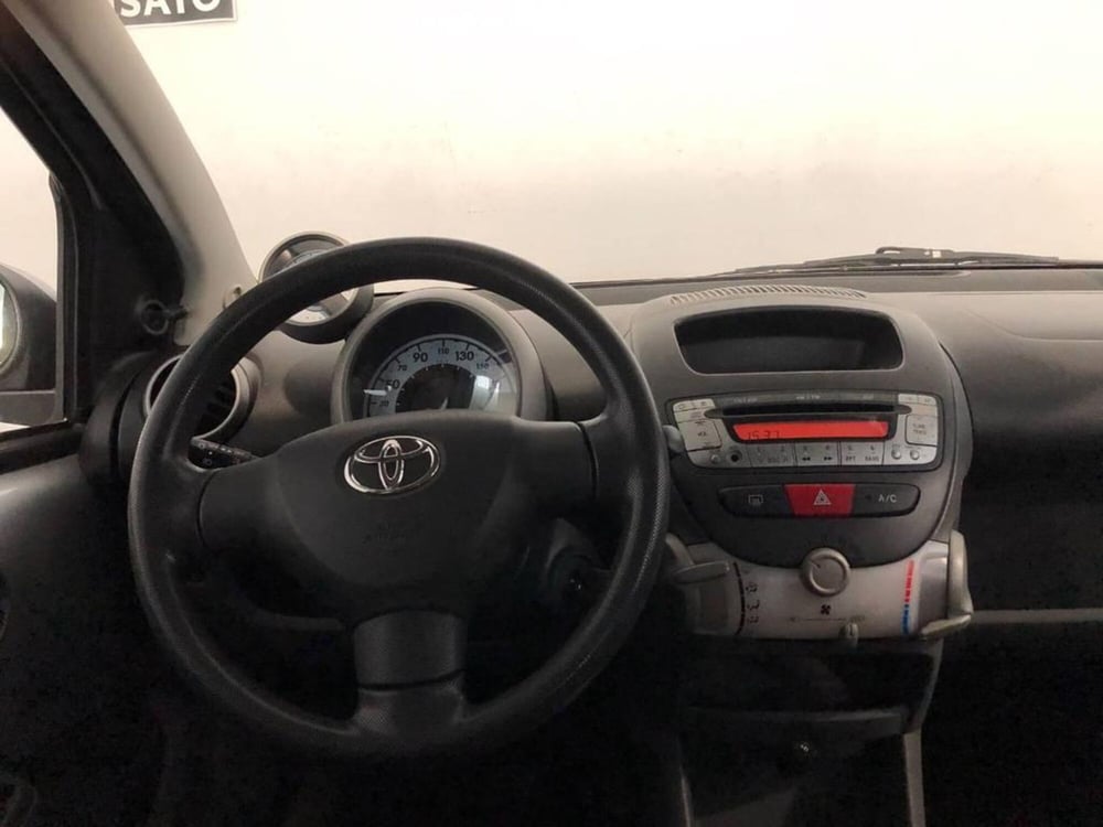 Toyota Aygo usata a Torino (11)