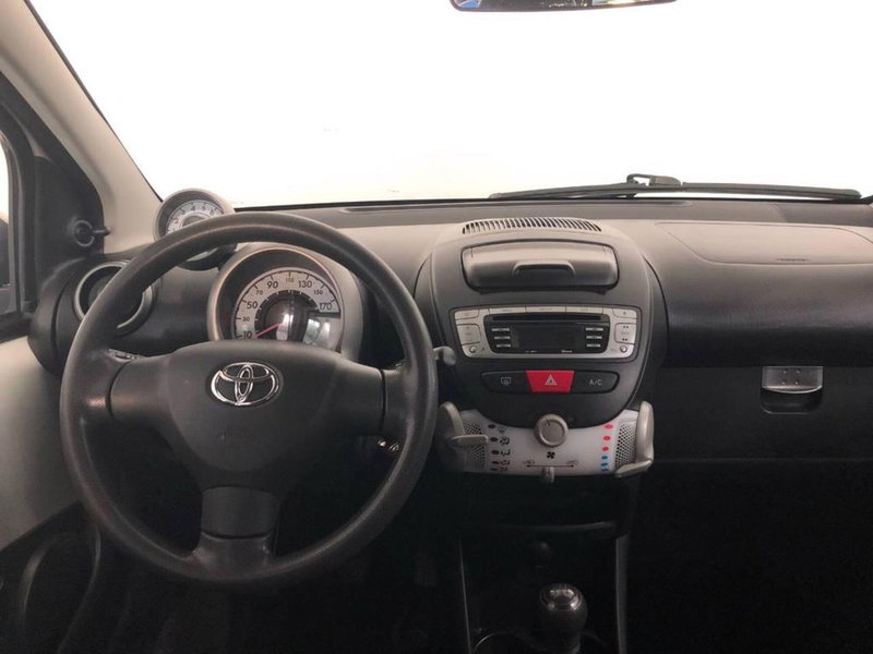 Toyota Aygo usata a Torino (13)