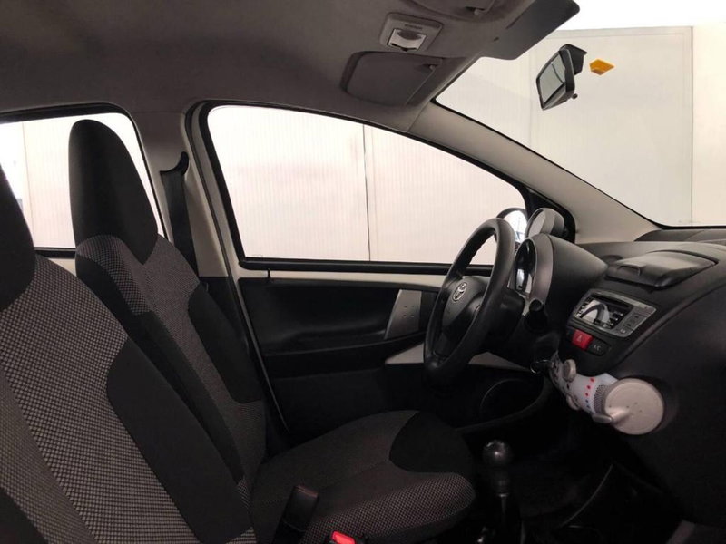 Toyota Aygo usata a Torino (7)