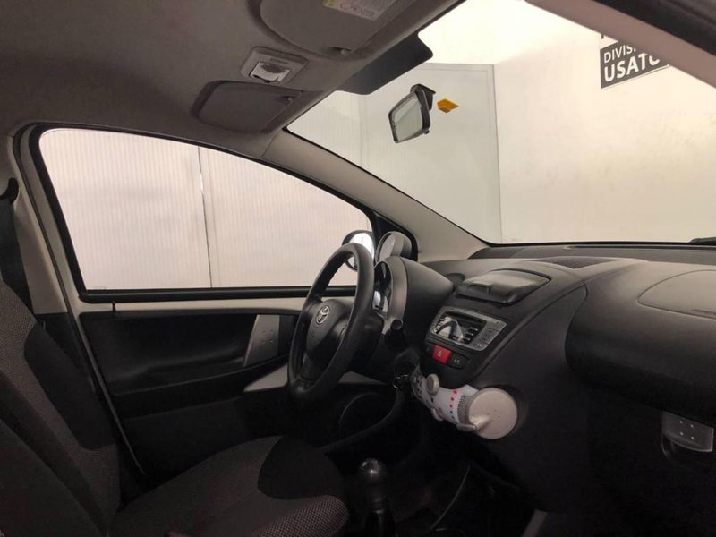 Toyota Aygo usata a Torino (8)