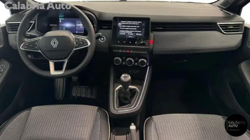 Renault Clio nuova a Reggio Calabria (7)
