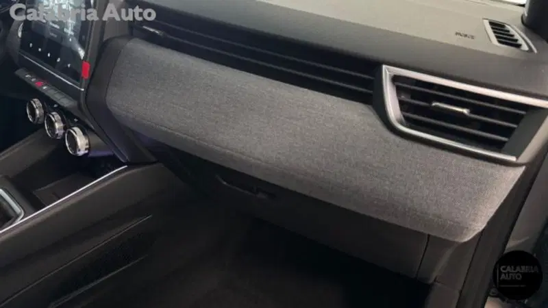 Renault Clio nuova a Reggio Calabria (13)