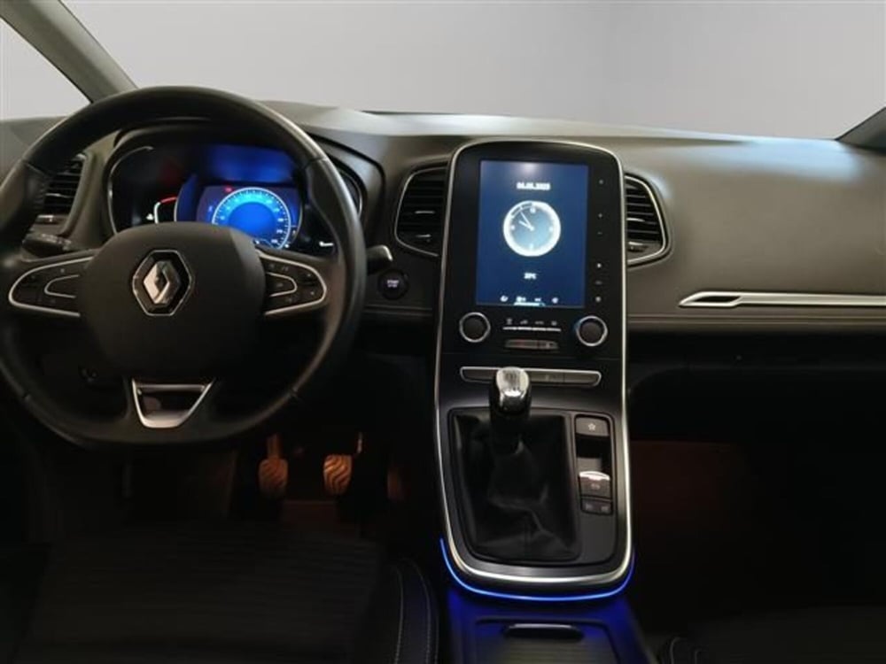 Renault Scenic E-Tech Electric usata a Macerata (11)