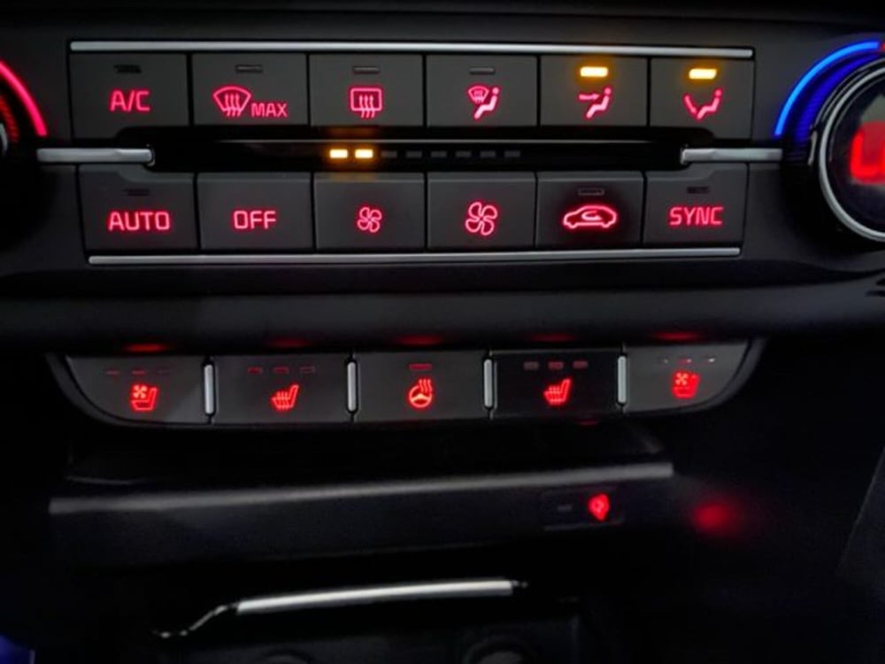 Kia XCeed usata a Padova (17)