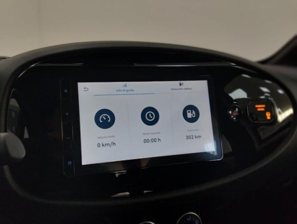Toyota Aygo X usata a Como (15)