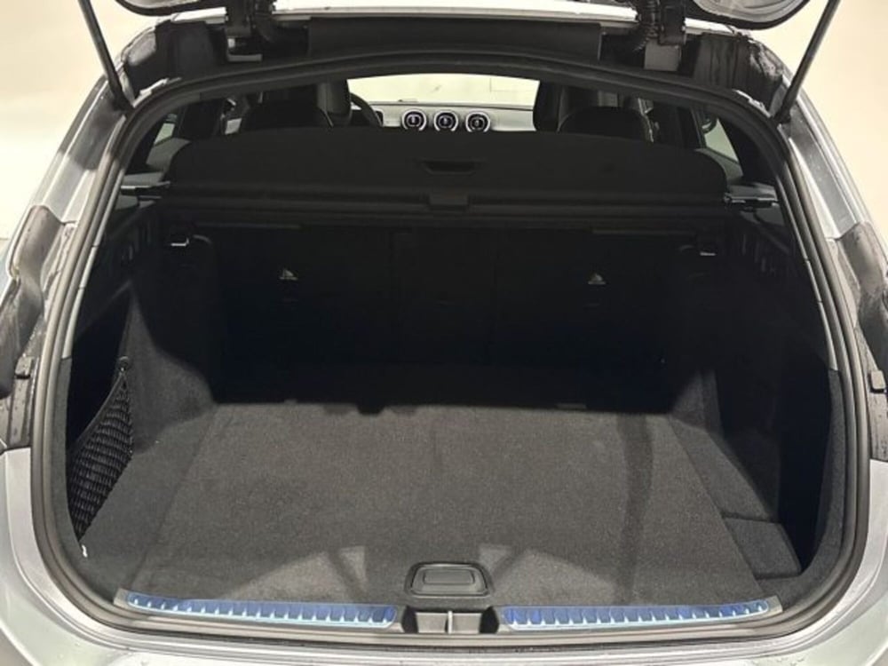 Mercedes-Benz Classe C Station Wagon nuova a Bologna (7)