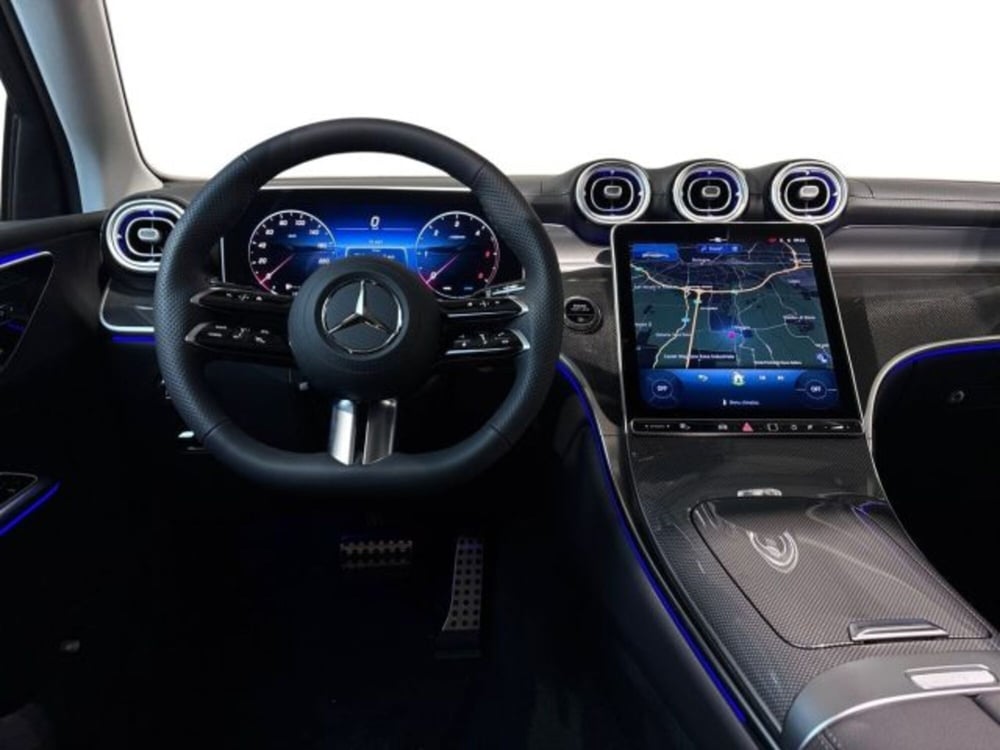 Mercedes-Benz GLC nuova a Bologna (14)