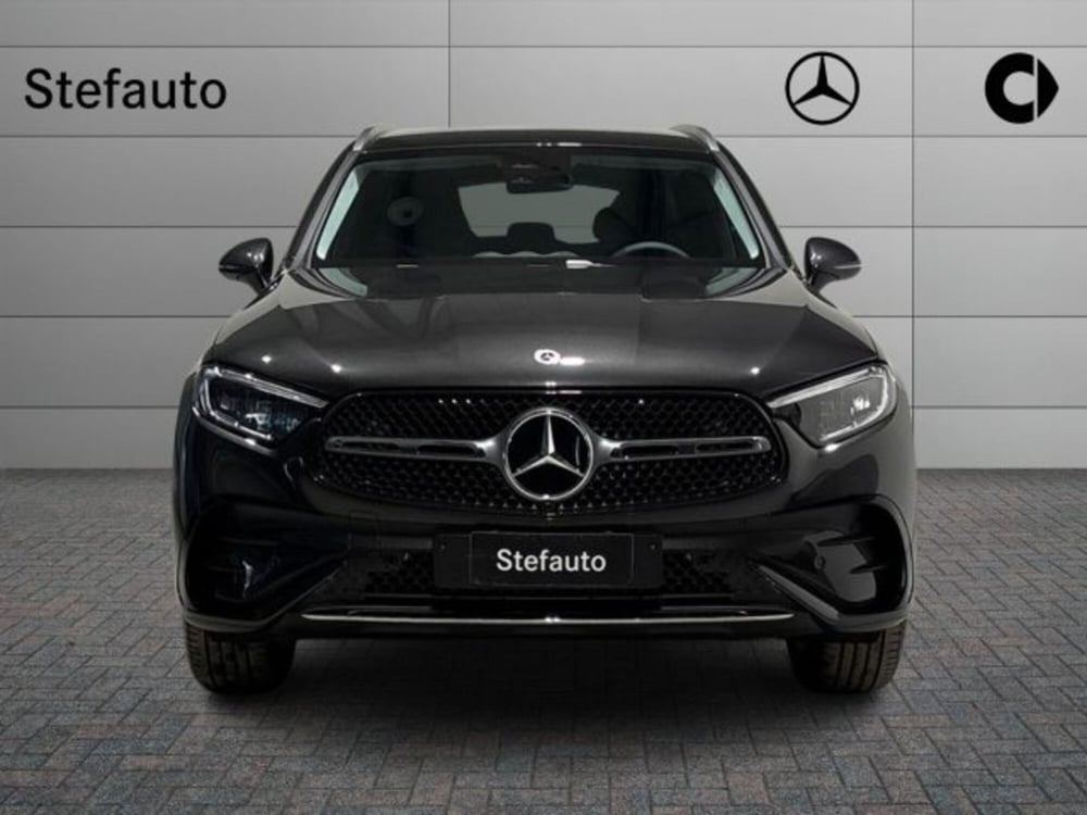 Mercedes-Benz GLC nuova a Bologna (4)