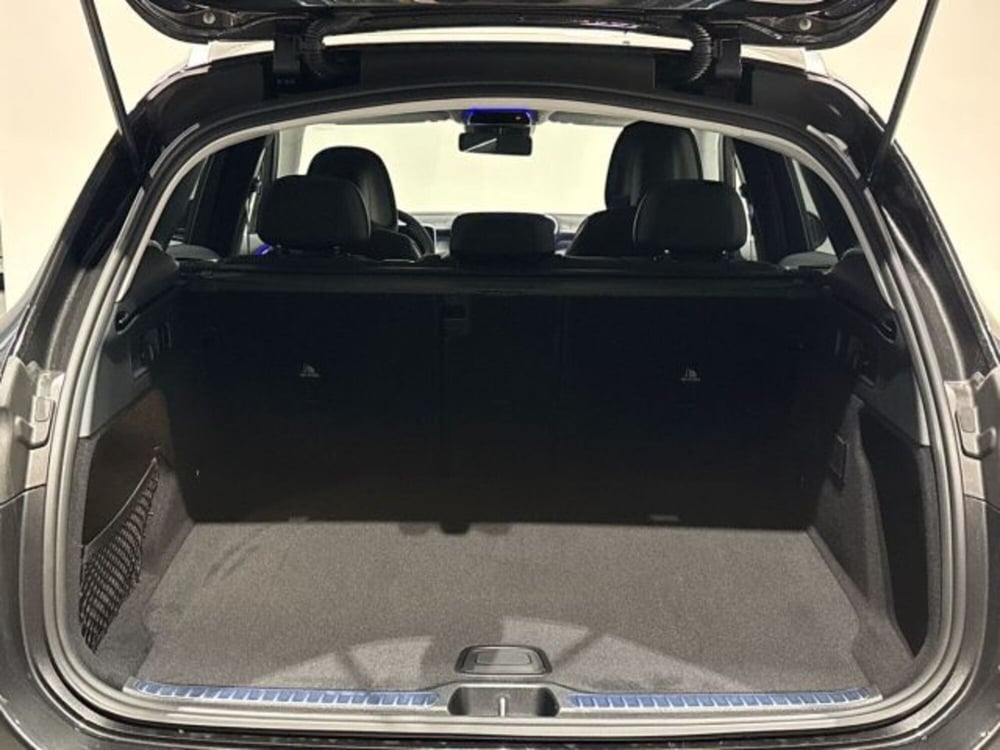 Mercedes-Benz GLC nuova a Bologna (7)
