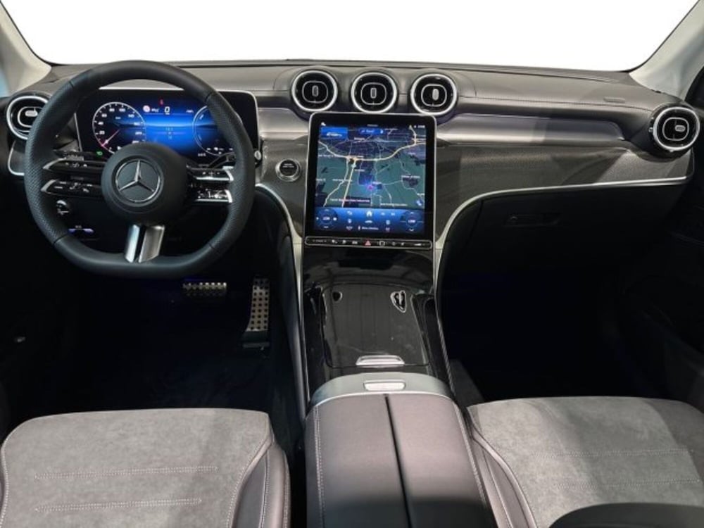 Mercedes-Benz GLC nuova a Bologna (13)