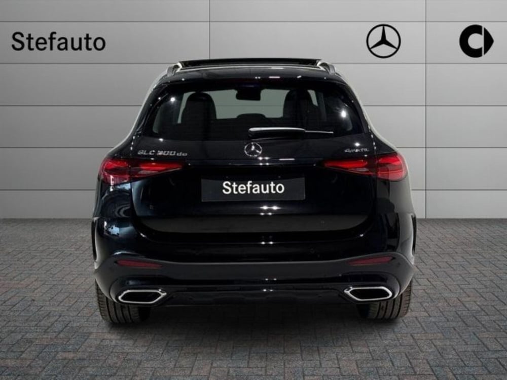 Mercedes-Benz GLC nuova a Bologna (6)