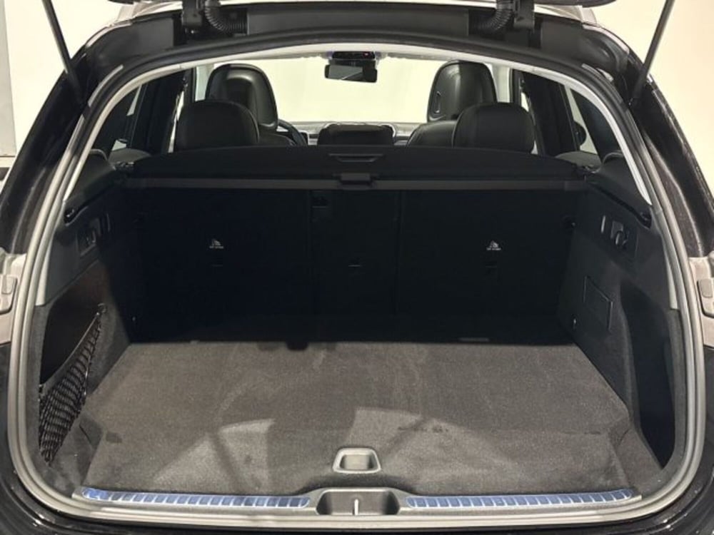 Mercedes-Benz GLC nuova a Bologna (7)