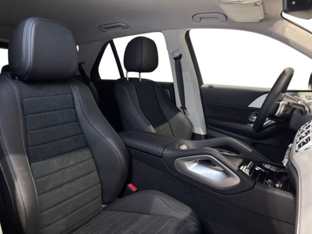 Mercedes-Benz GLE SUV nuova a Bologna (16)