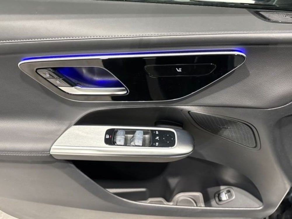 Mercedes-Benz GLC nuova a Bologna (10)