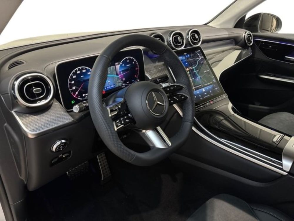 Mercedes-Benz GLC nuova a Bologna (11)