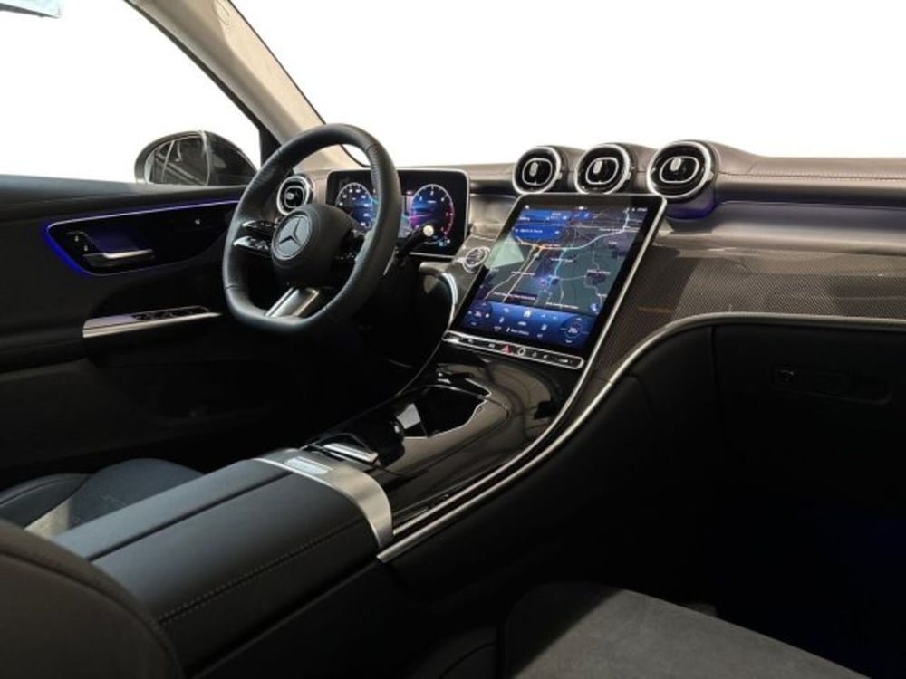 Mercedes-Benz GLC nuova a Bologna (15)