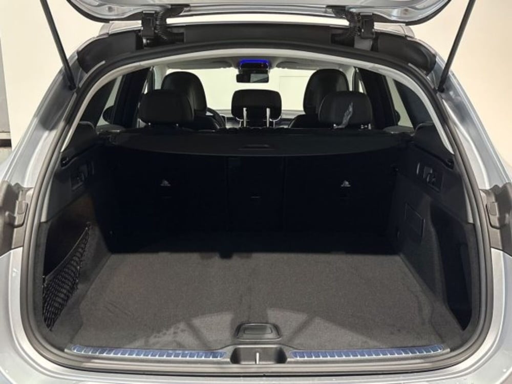 Mercedes-Benz GLC nuova a Bologna (7)