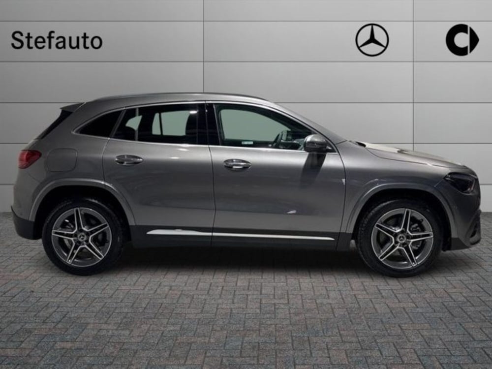 Mercedes-Benz GLA SUV nuova a Bologna (2)