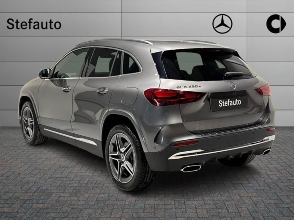 Mercedes-Benz GLA SUV nuova a Bologna (5)