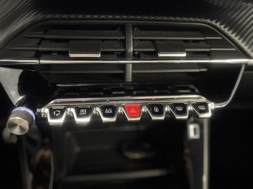 Peugeot 2008 usata a Siena (9)