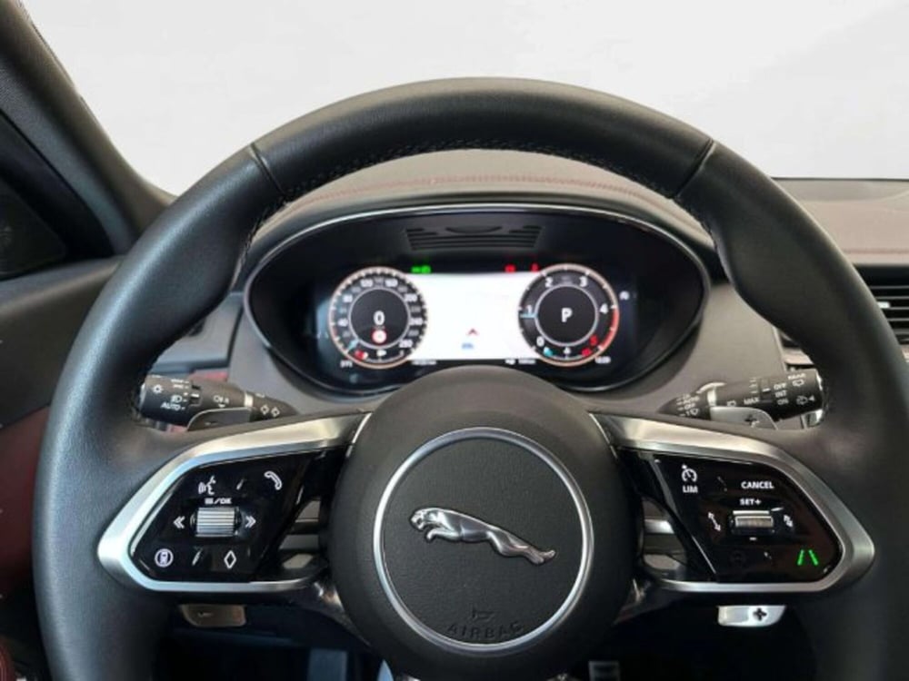 Jaguar E-Pace usata a Siena (15)