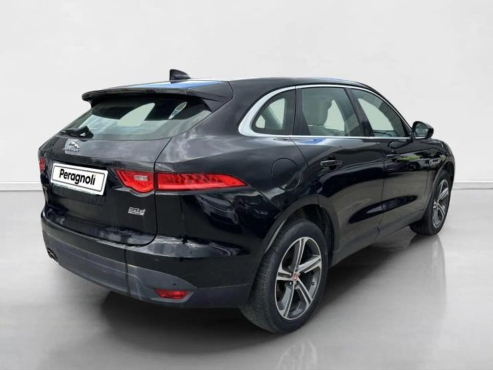 Jaguar F-Pace usata a Siena (2)