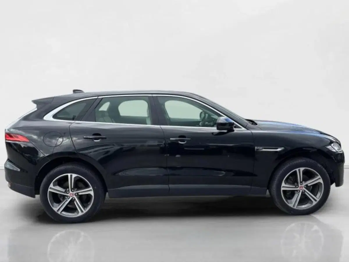Jaguar F-Pace usata a Siena (6)