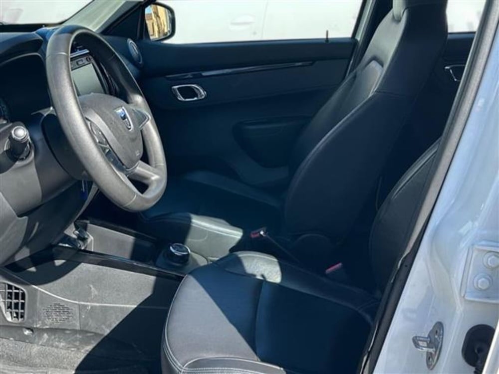 Dacia Spring usata a Livorno (9)