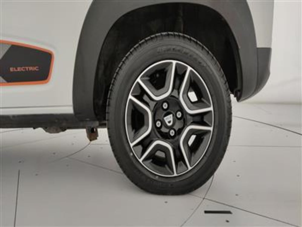 Dacia Spring usata a Bari (12)
