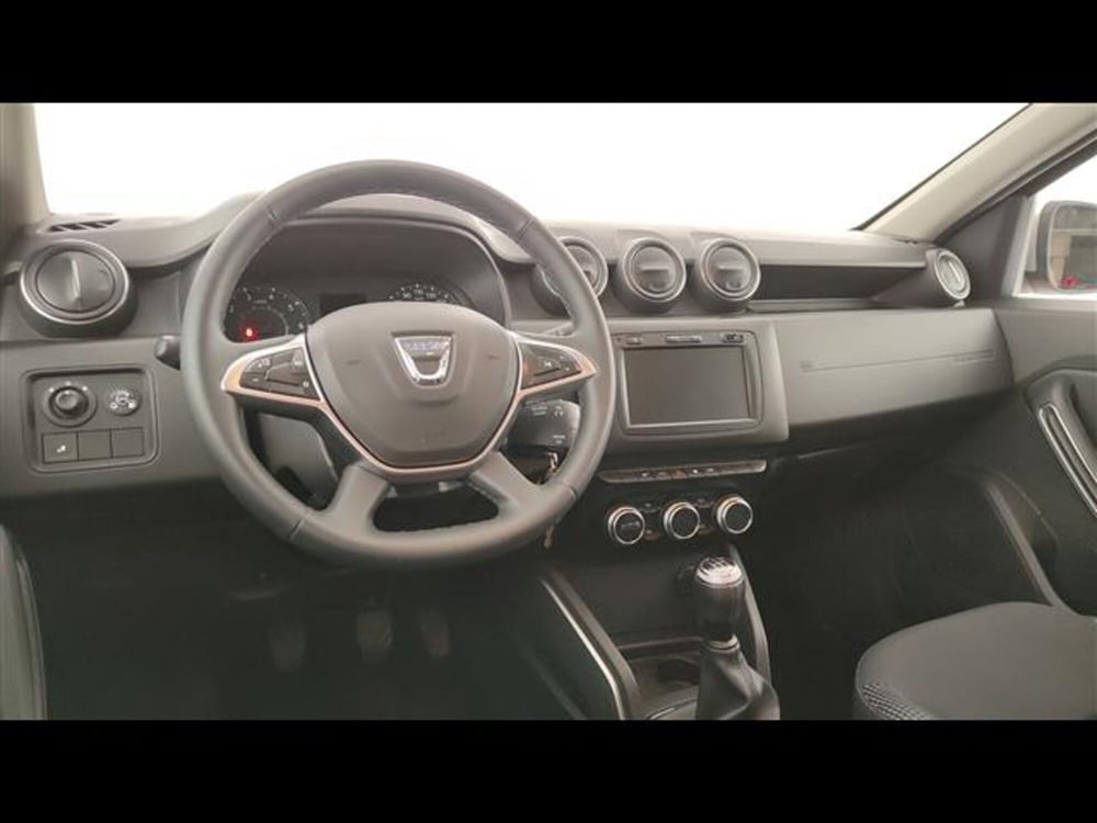 Dacia Duster usata a Milano (9)