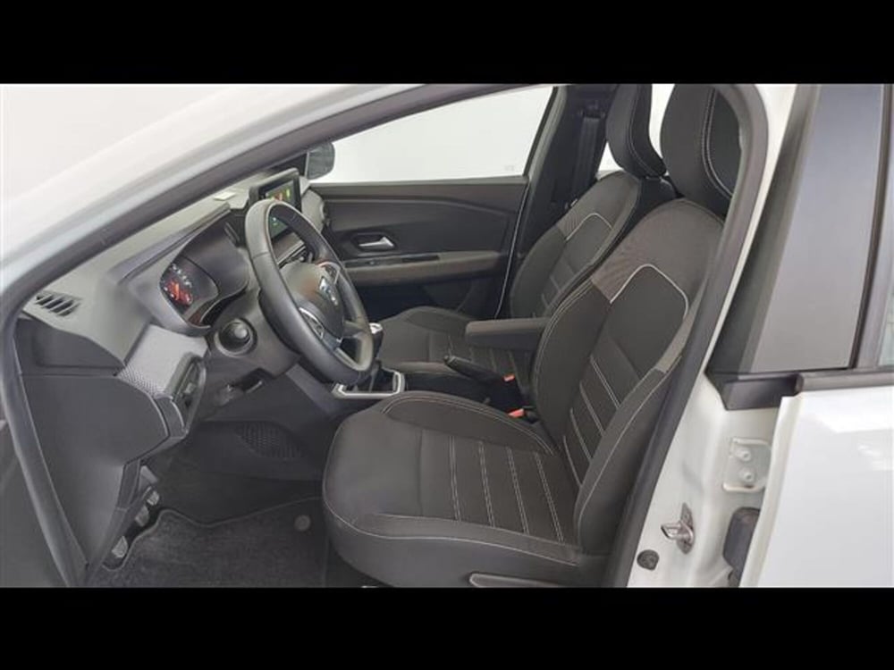 Dacia Sandero usata a Asti (9)
