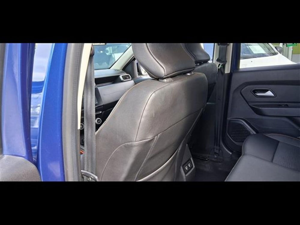 Dacia Duster usata a Firenze (10)