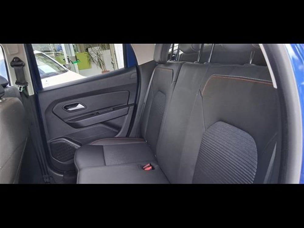 Dacia Duster usata a Firenze (11)
