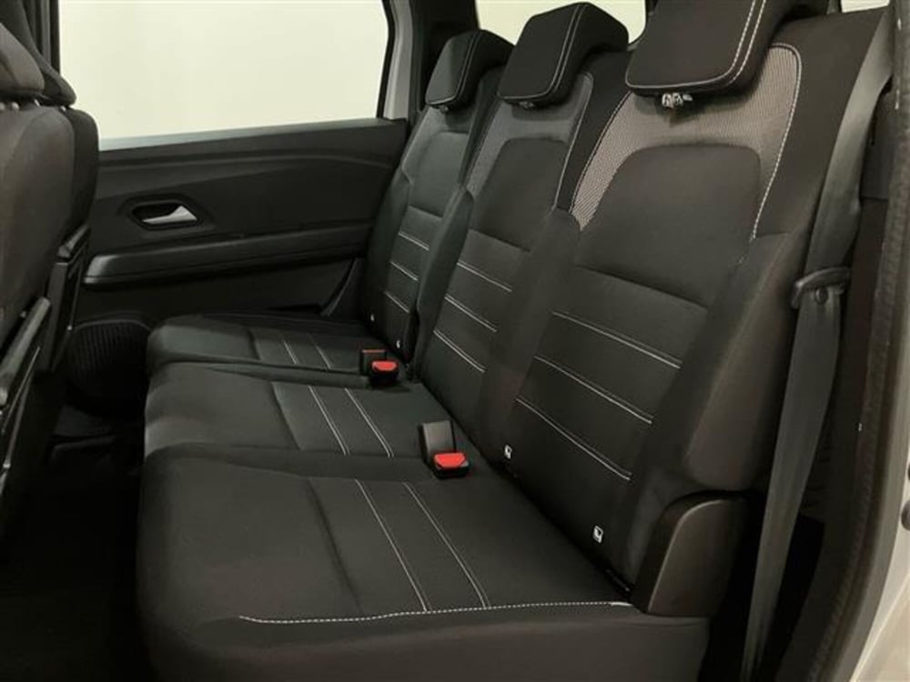 Dacia Jogger usata a Como (12)