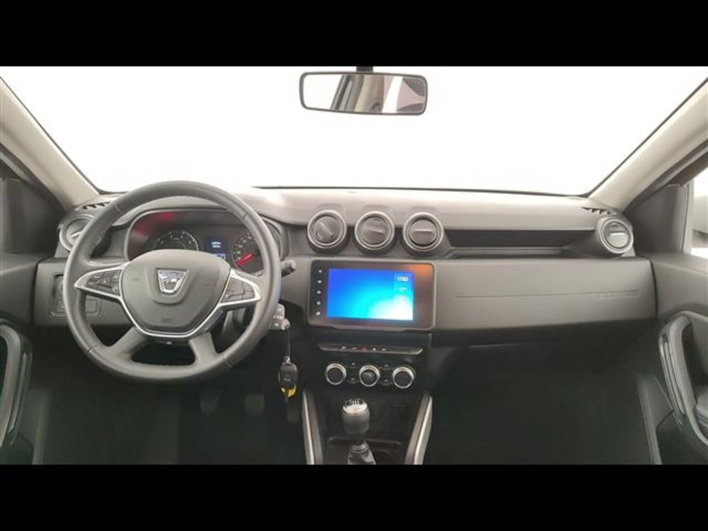 Dacia Duster usata a Milano (12)