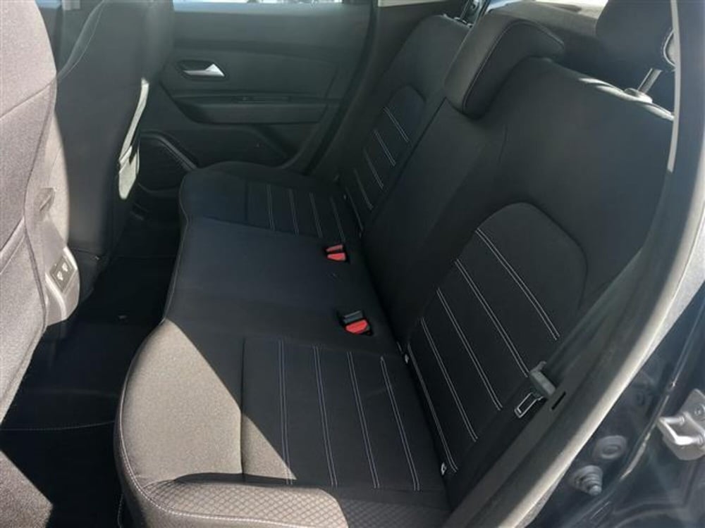 Dacia Duster usata a Firenze (14)