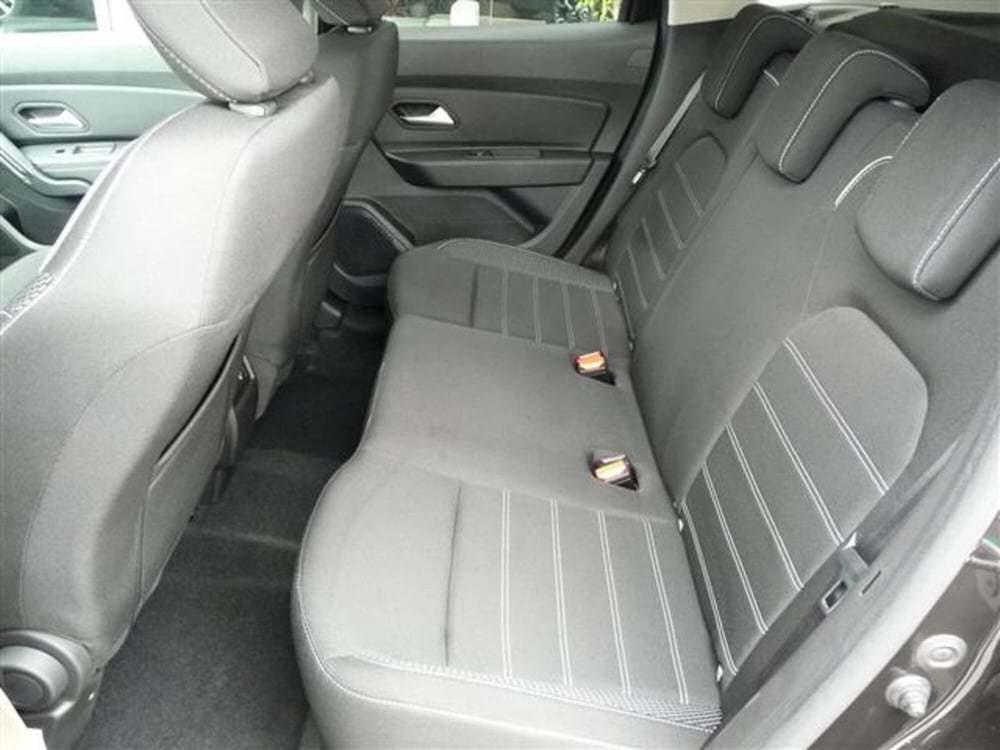 Dacia Duster usata a Vicenza (7)