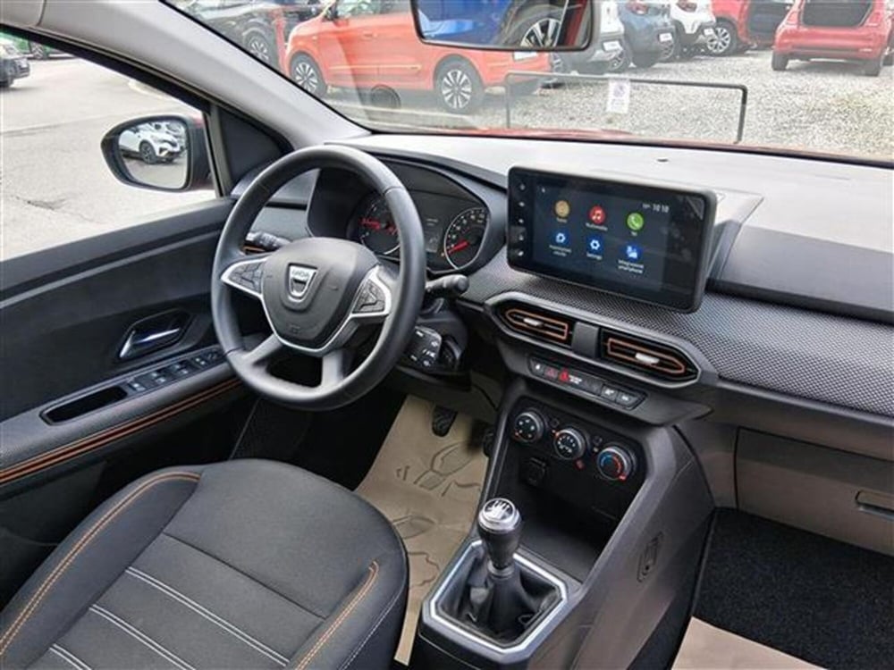 Dacia Sandero usata a Firenze (11)