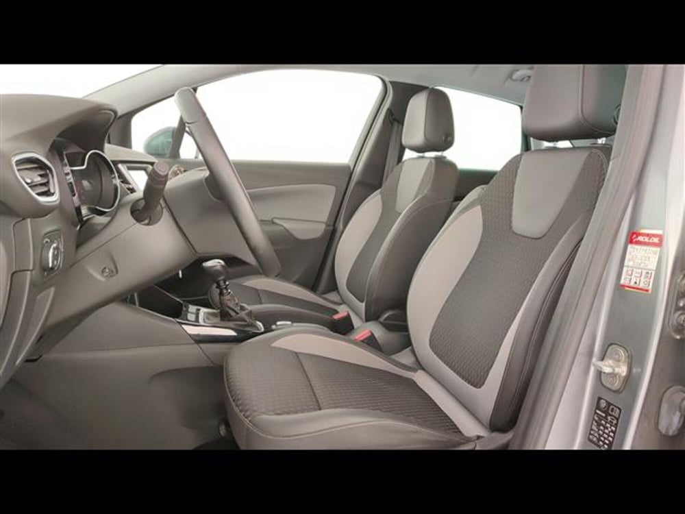 Opel Crossland X usata a Milano (10)