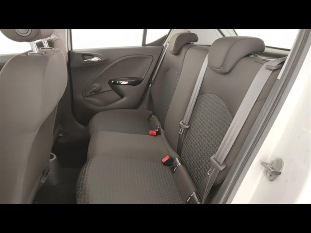 Opel Corsa usata a Milano (11)
