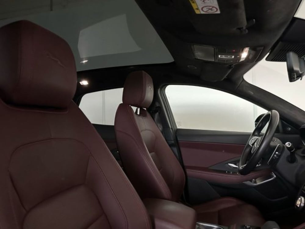 Jaguar E-Pace usata a Modena (11)