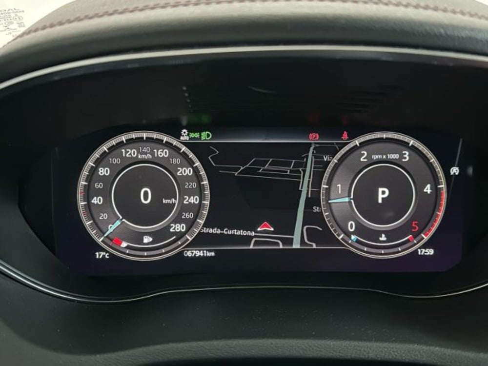 Jaguar E-Pace usata a Modena (14)