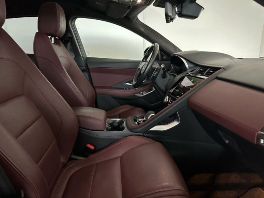 Jaguar E-Pace usata a Modena (3)