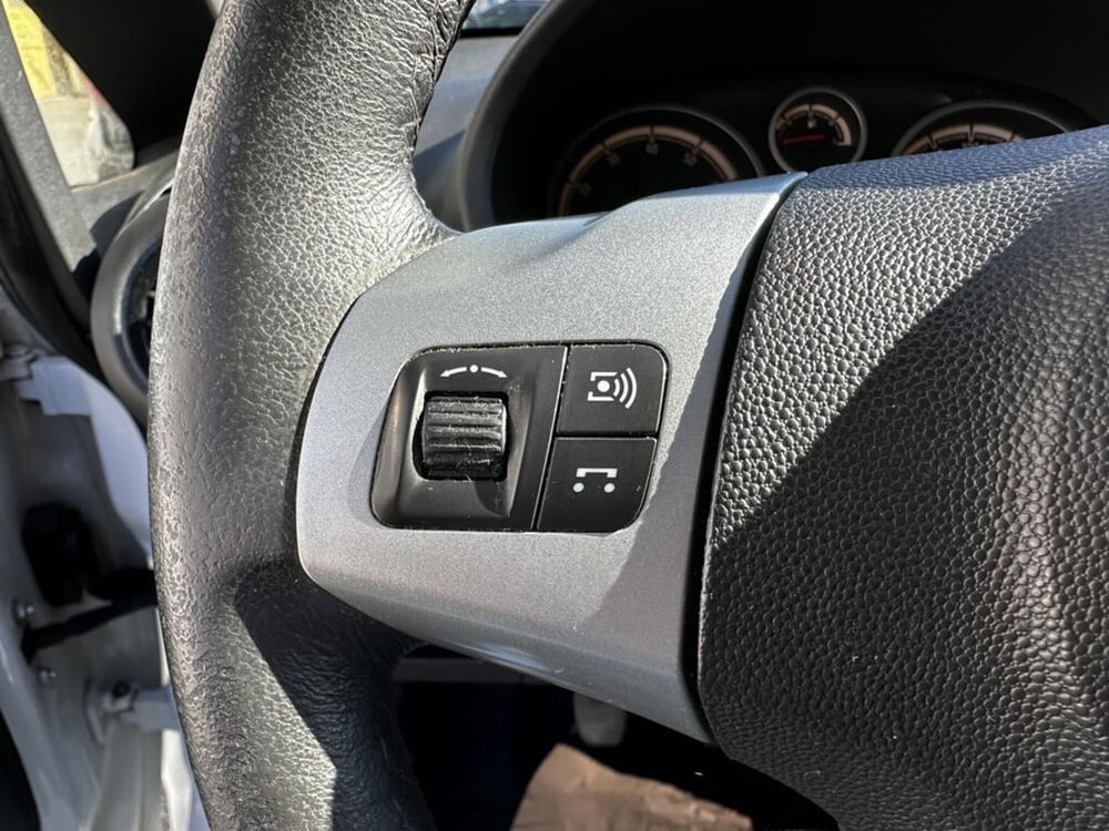 Opel Corsa usata a Torino (10)