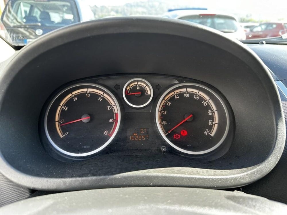 Opel Corsa usata a Torino (12)