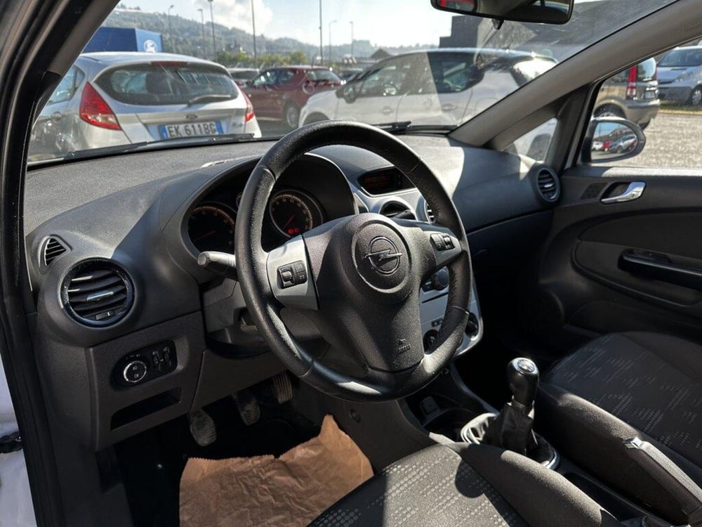 Opel Corsa usata a Torino (8)